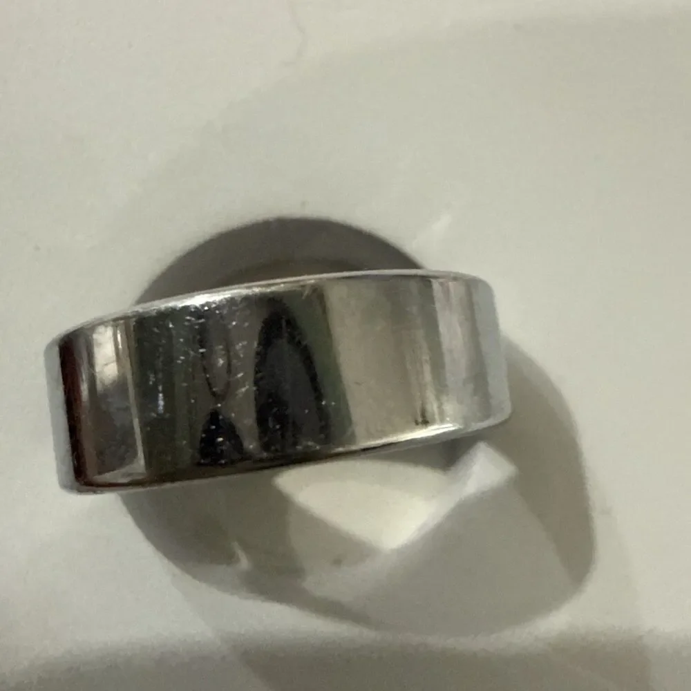 Lot of 2 Smart Rings Please Read Description Sz 11~1 Pink & 1 Silver